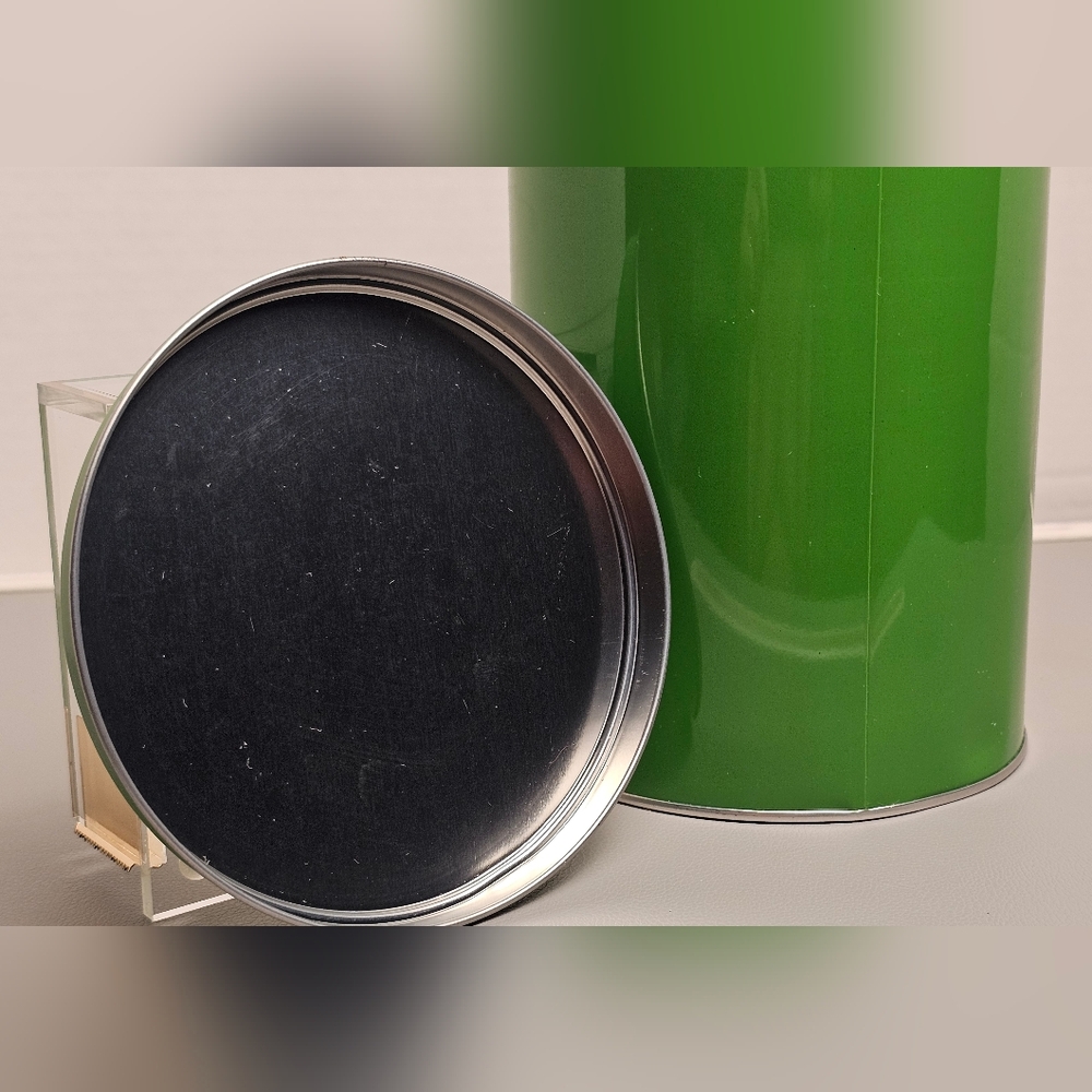 [Arbonne] Signature Green Storage Tin - Picture 12 of 16